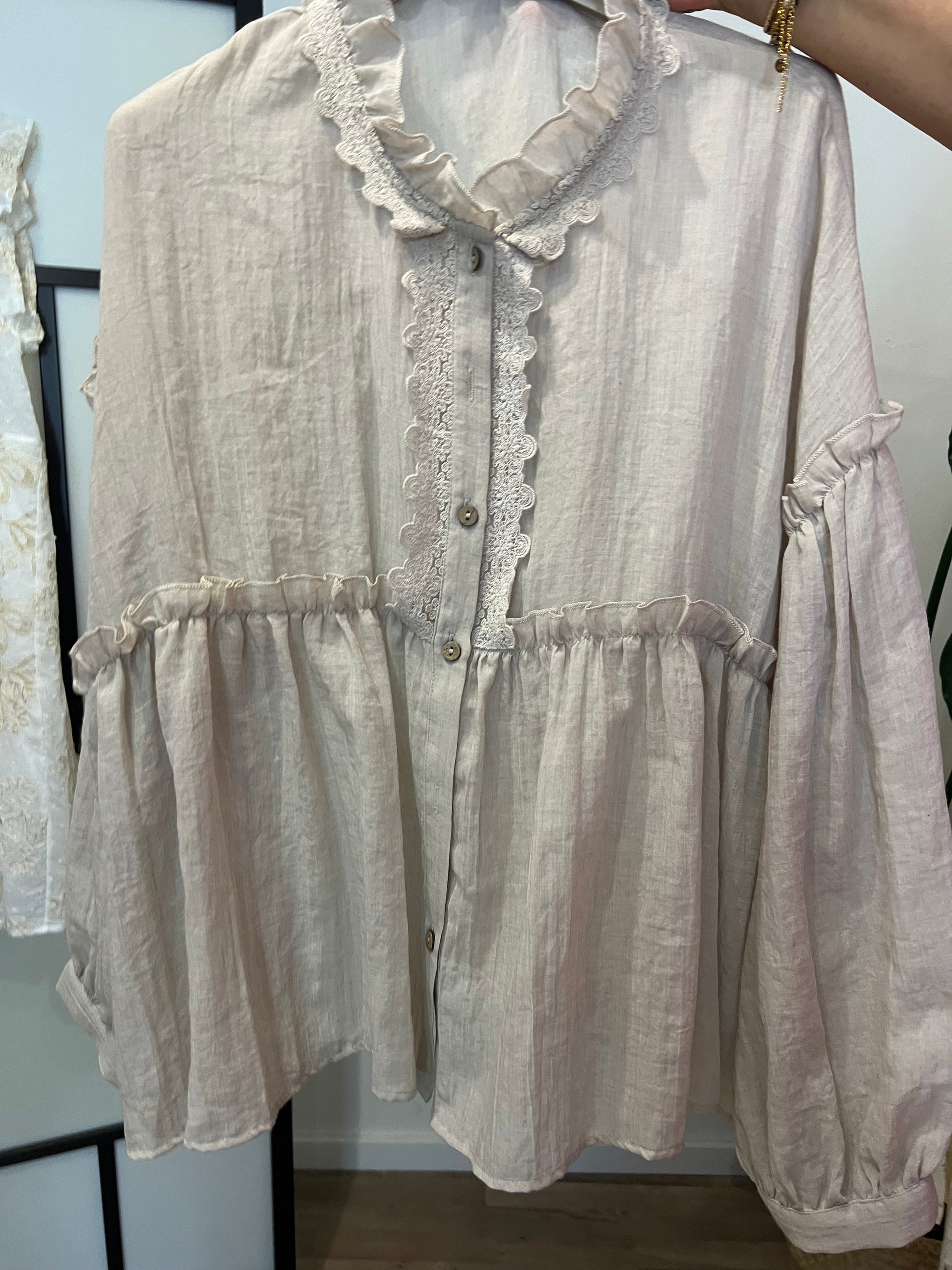 Bluse Rüschi