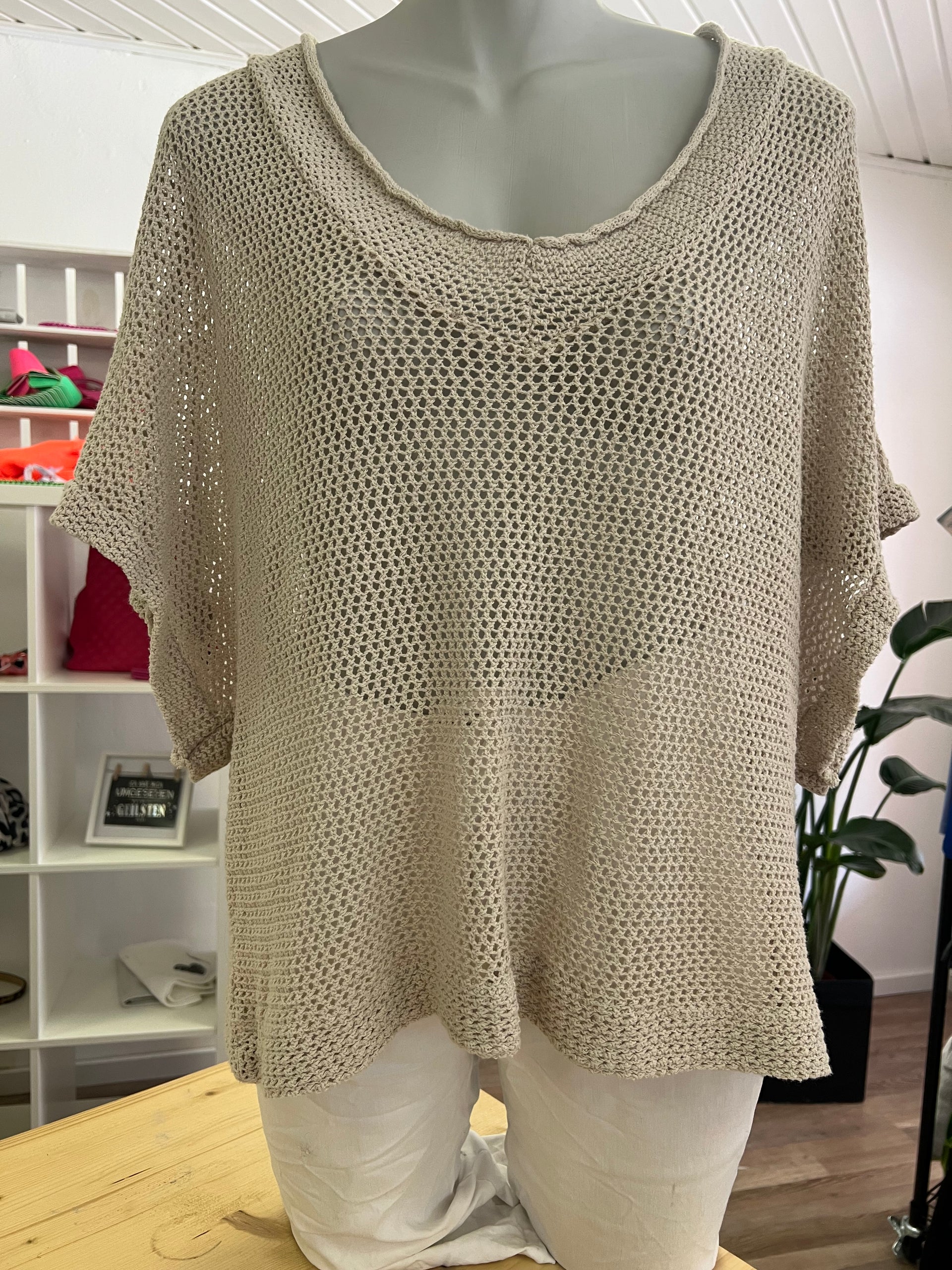 Strickpulli Netz