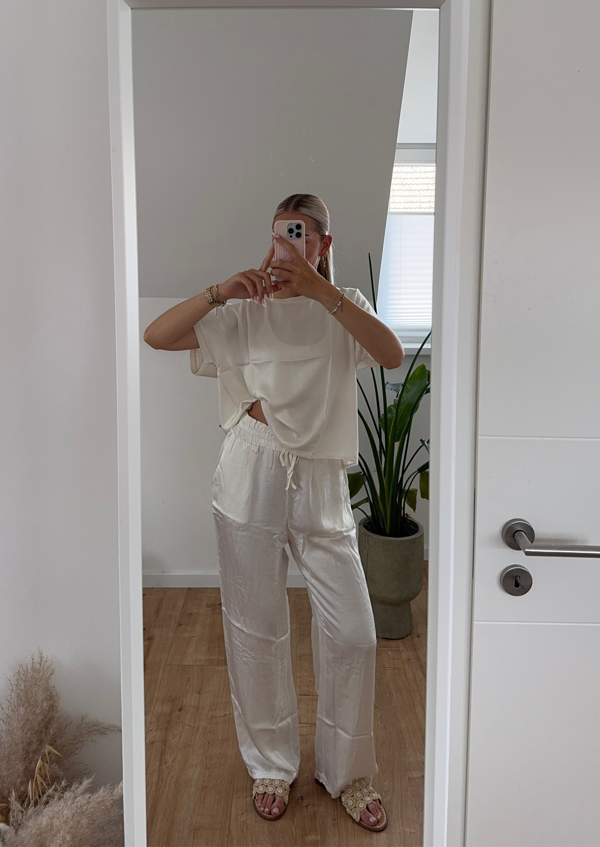 Set Satin