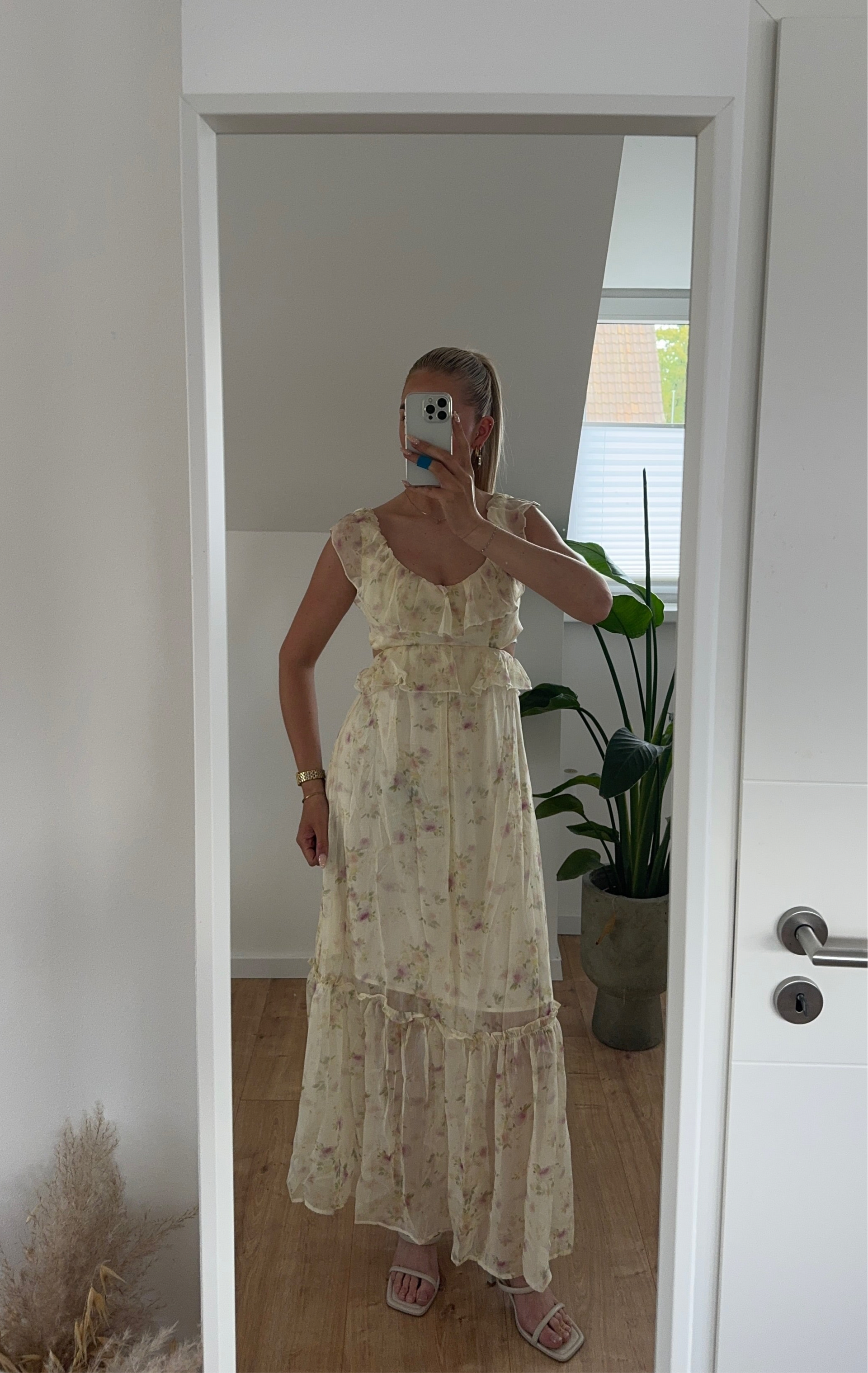 Kleid Maxi Dress Gold